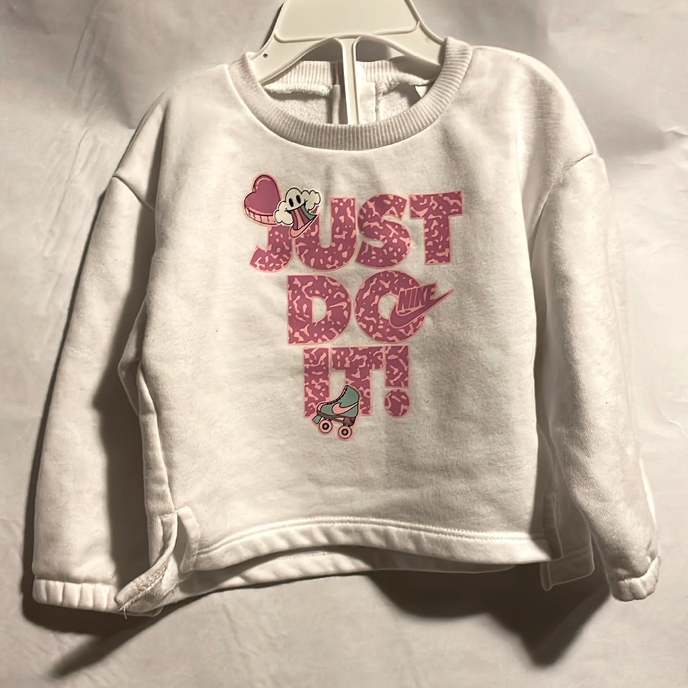 Nike Sweatshirt White with Pink Graphic Print “Just Do It” Girls Size 18 months